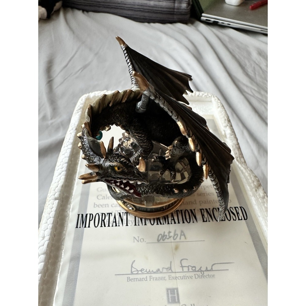 Hamilton Collection Guardians of‎ Ancient Treasures Figurine